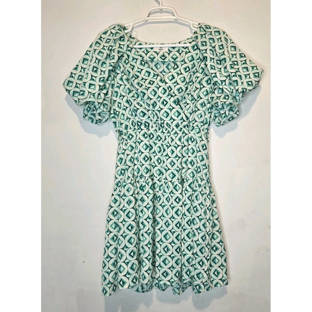 🩷💜Entro Green & White Puff Sleeve Mini Dress – Size Small🩷💚